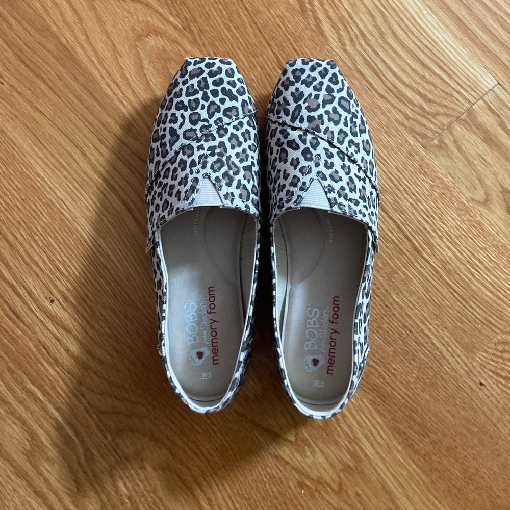Bobs slides size 9 worn once
